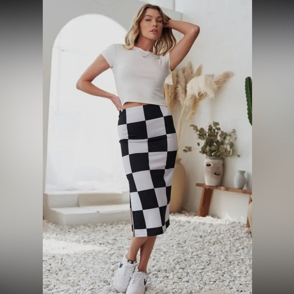 Checkered Black and White Women's Skirt - Picture 1 of 5